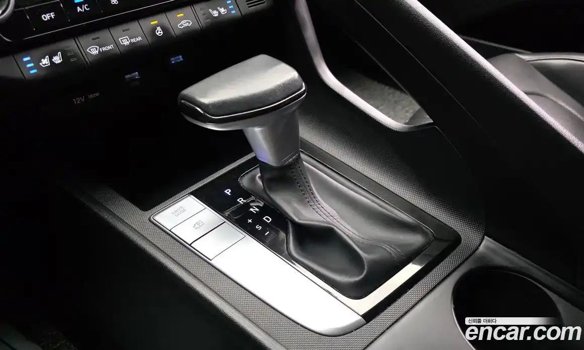 Hyundai Avante 2022 1.6 автомат (гидро), фото 9