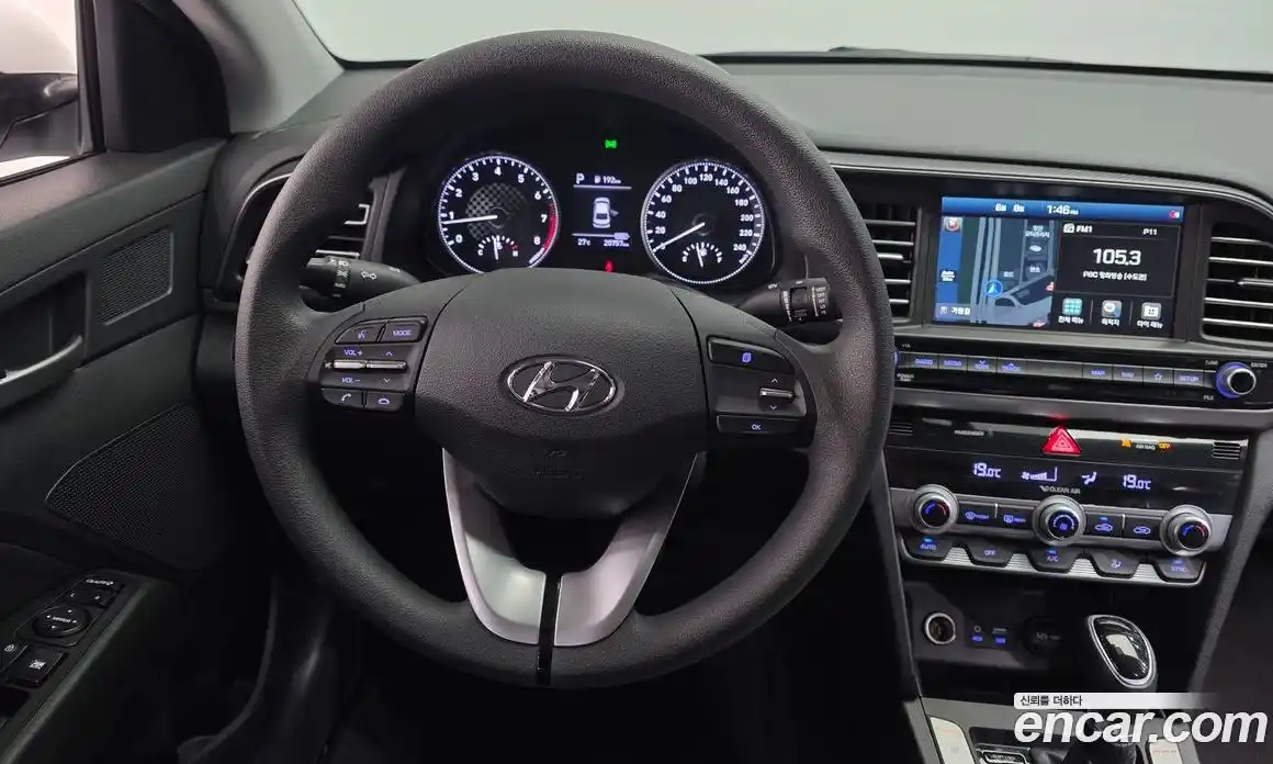 Hyundai Avante 2020 1.6 автомат (гидро), фото 13