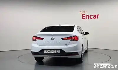 Hyundai Avante 2020 1.6 автомат (гидро), миниатюра 4