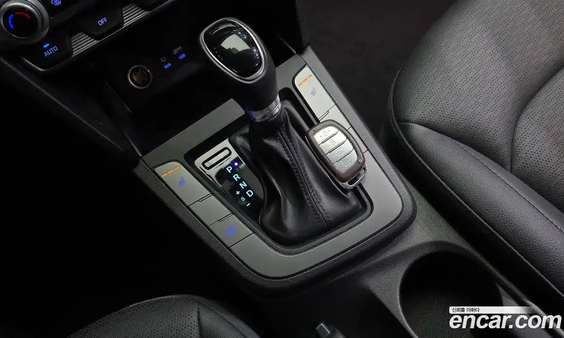 Hyundai Avante 2020 1.6 автомат (гидро), фото 9