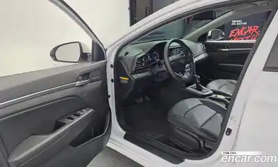 Hyundai Avante 2020 1.6 автомат (гидро), миниатюра 10