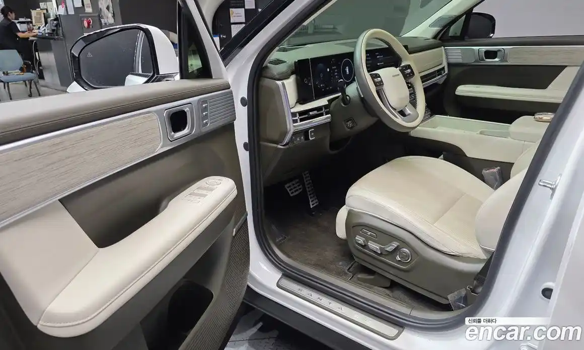 Hyundai Santa Fe 2024 1.6 автомат (гидро), фото 13