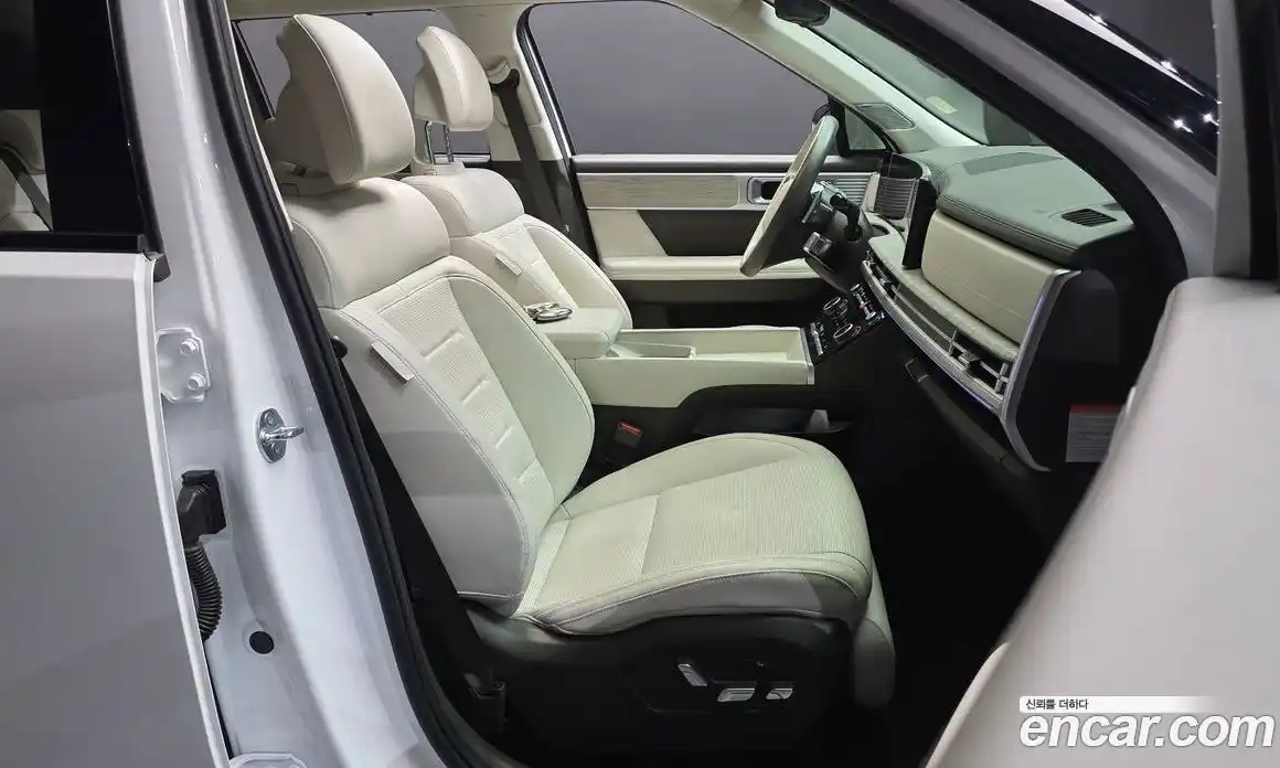 Hyundai Santa Fe 2024 1.6 автомат (гидро), фото 16