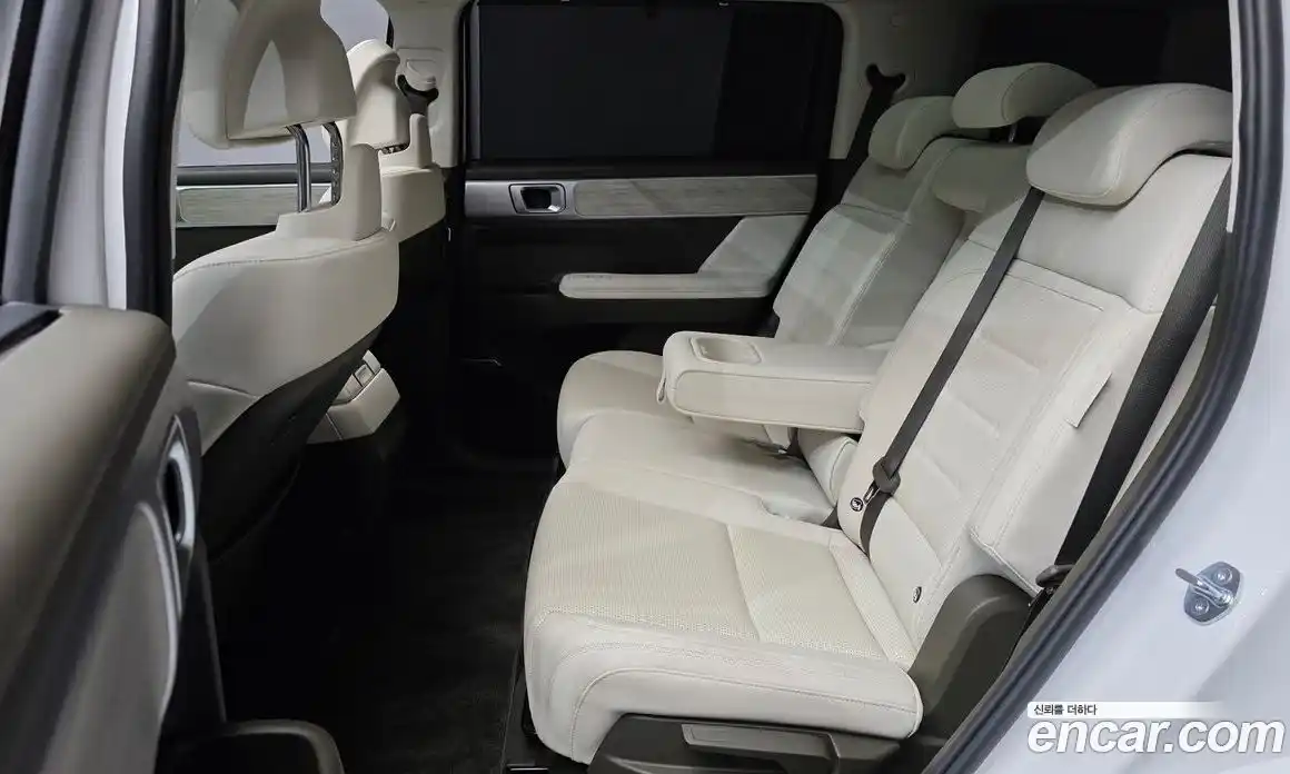Hyundai Santa Fe 2024 1.6 автомат (гидро), фото 18