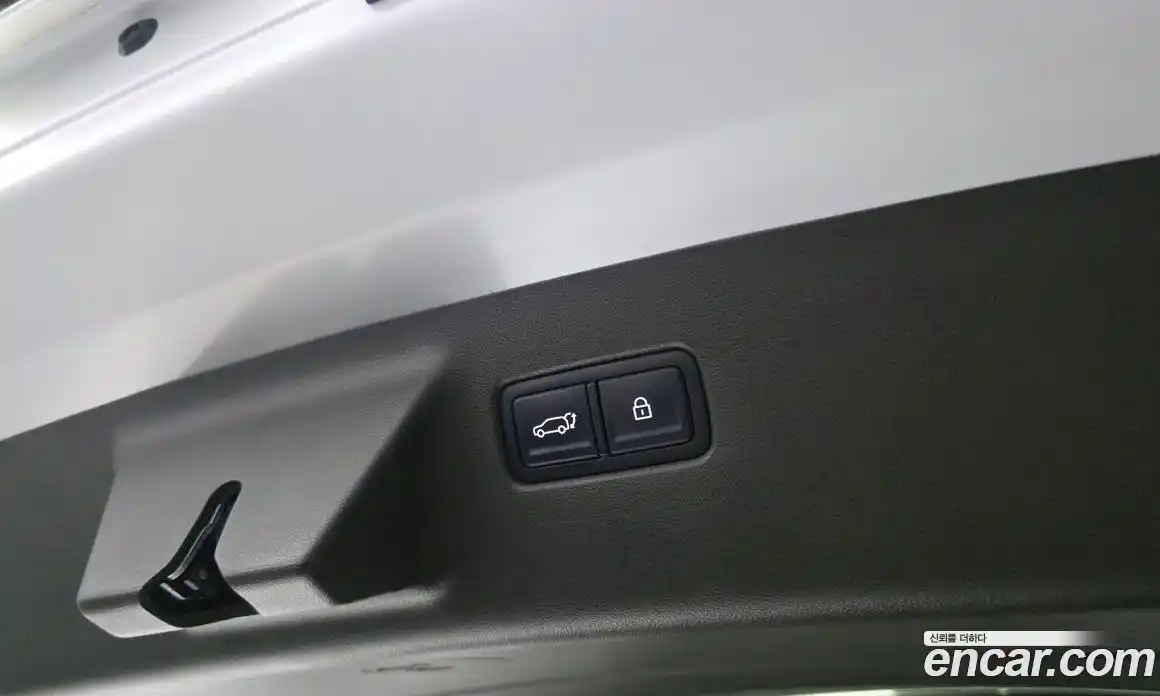 Hyundai Santa Fe 2024 1.6 автомат (гидро), фото 31