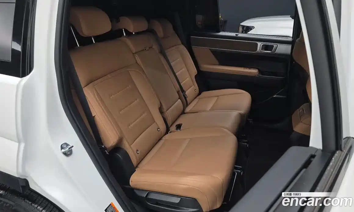 Hyundai Santa Fe 2024 1.6 автомат (гидро), фото 16