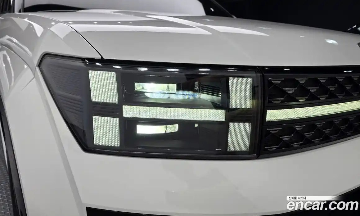 Hyundai Santa Fe 2024 1.6 автомат (гидро), фото 8