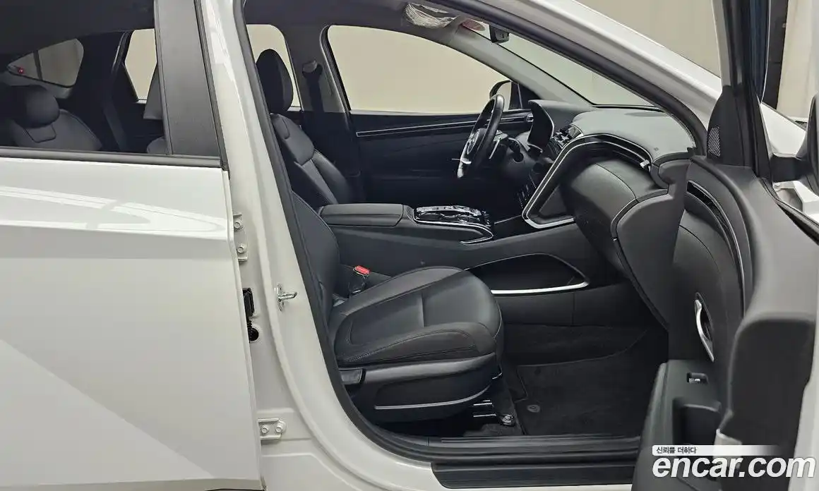 Hyundai Tucson 2022 1.6 автомат (гидро), фото 16
