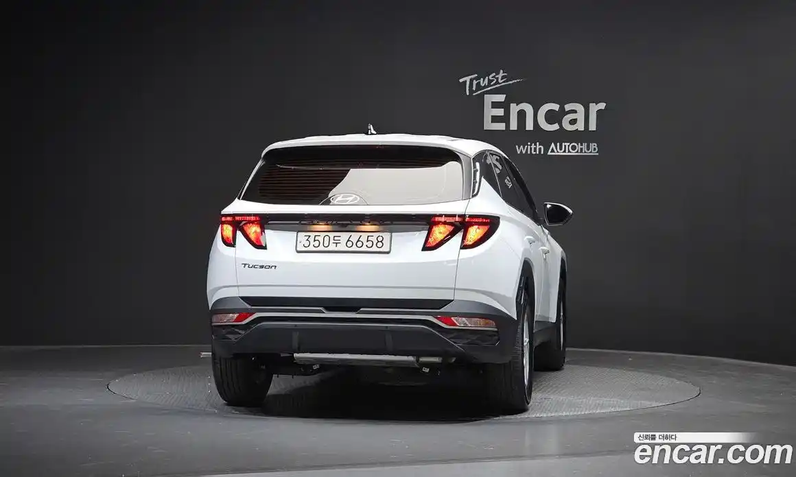 Hyundai Tucson 2022 1.6 автомат (гидро), фото 4