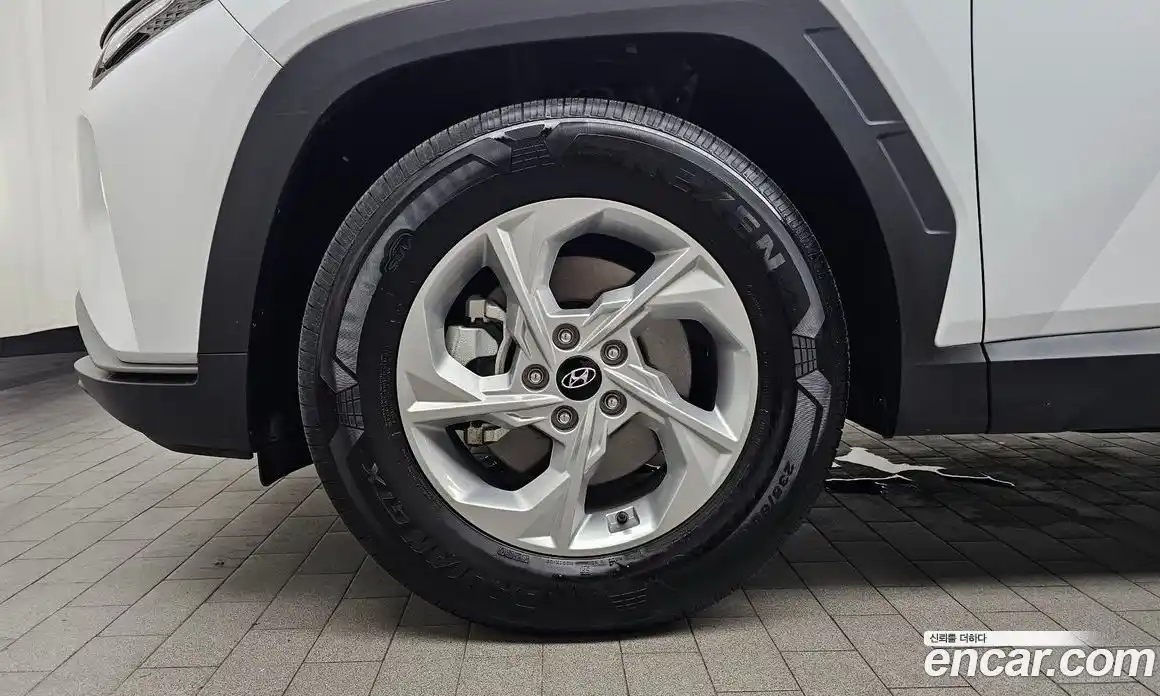 Hyundai Tucson 2022 1.6 автомат (гидро), фото 5
