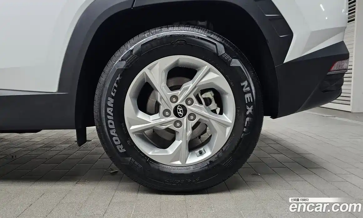 Hyundai Tucson 2022 1.6 автомат (гидро), фото 7