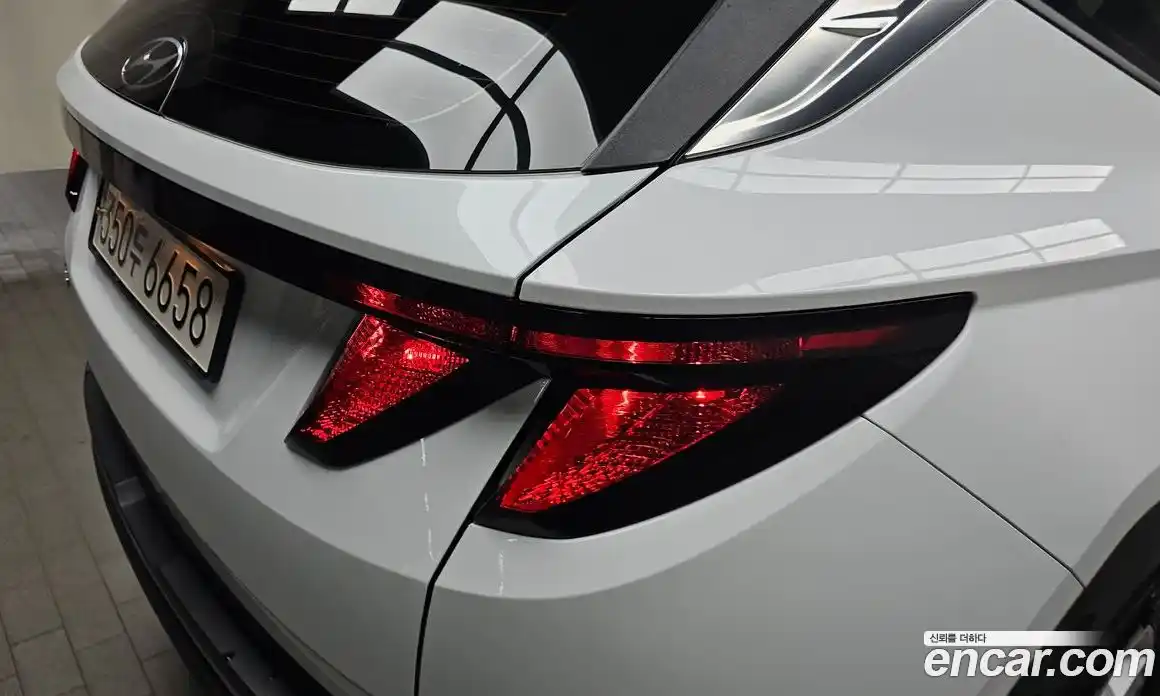 Hyundai Tucson 2022 1.6 автомат (гидро), фото 9