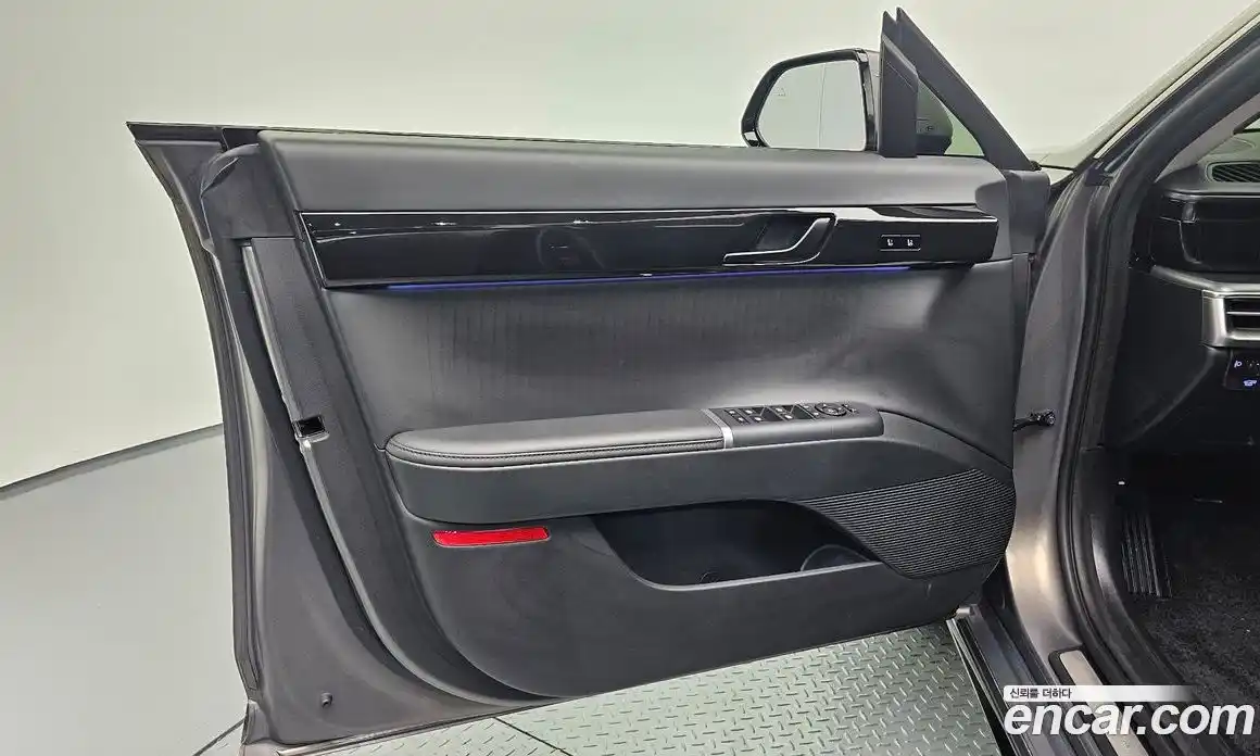 Hyundai Grandeur 2023 2.5 автомат (гидро), фото 14