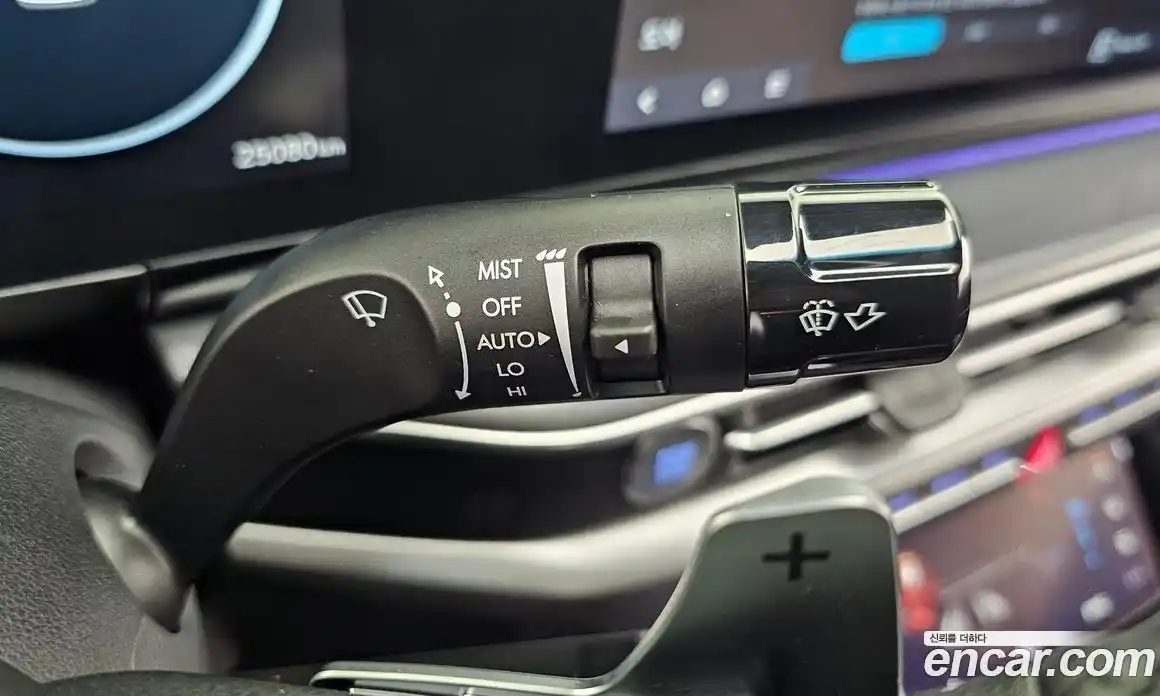 Hyundai Grandeur 2023 2.5 автомат (гидро), фото 25