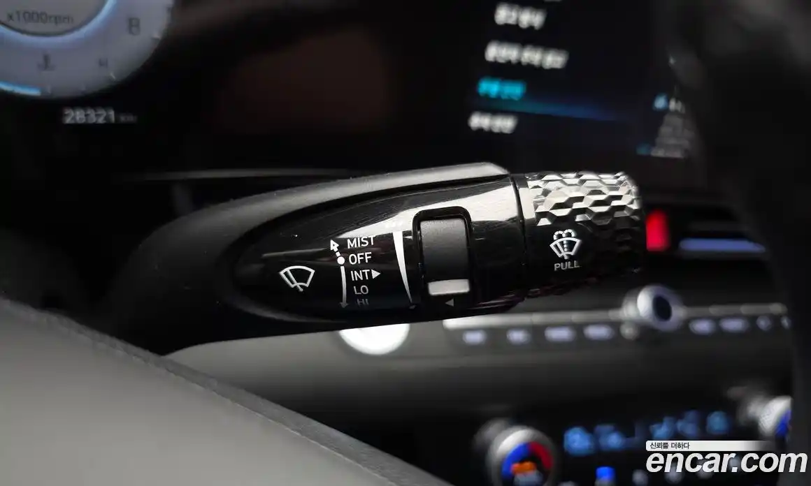 Hyundai Avante 2024 1.6 автомат (гидро), фото 27