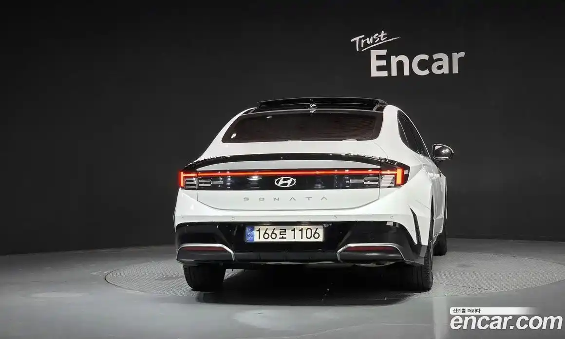 Hyundai Sonata 2024 2.0 автомат (гидро), фото 4