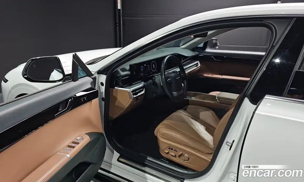 Hyundai Grandeur 2023 2.5 автомат (гидро), фото 13