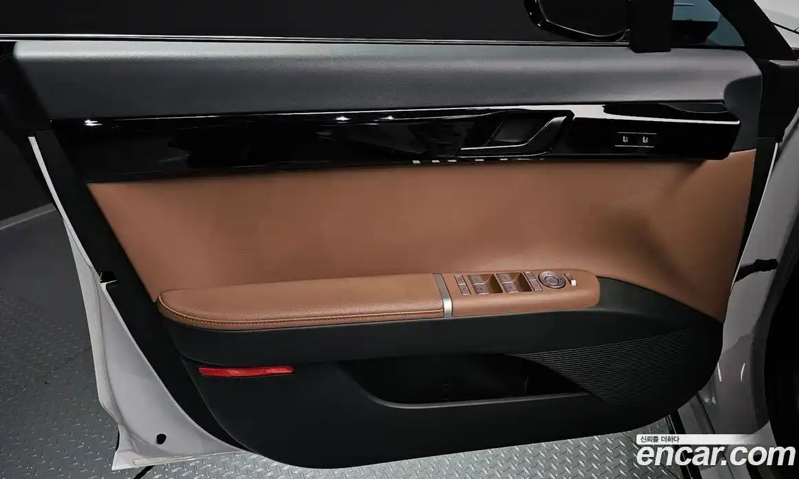 Hyundai Grandeur 2023 2.5 автомат (гидро), фото 14