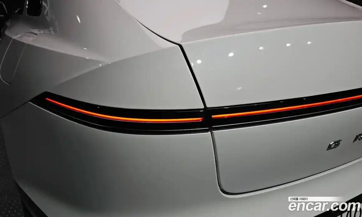 Hyundai Grandeur 2023 2.5 автомат (гидро), фото 9