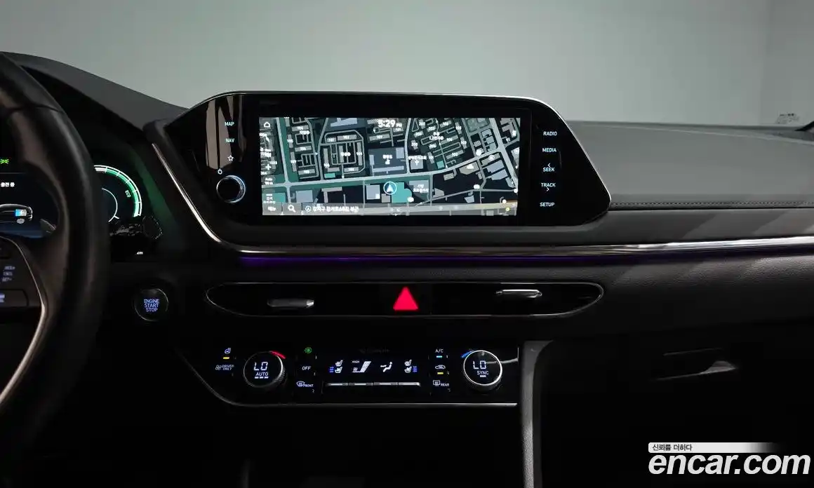 Hyundai Sonata 2022 2.0 автомат (гидро), фото 18