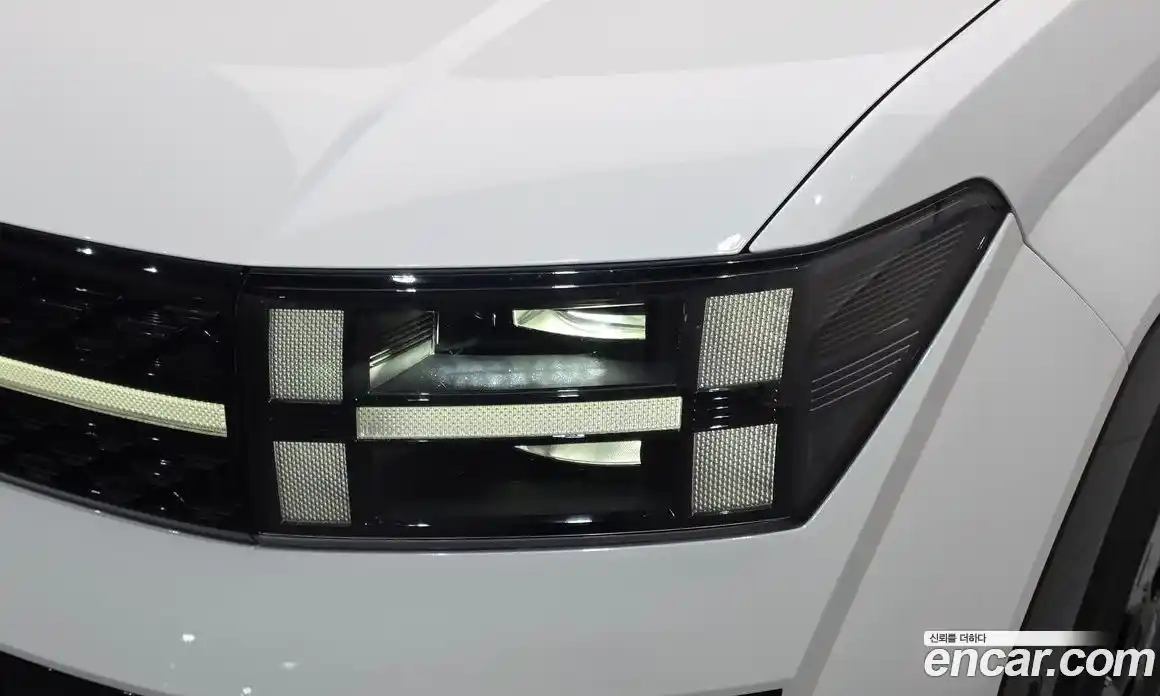 Hyundai Santa Fe 2024 1.6 автомат (гидро), фото 8