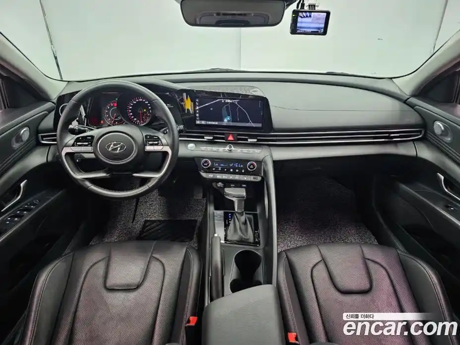 Hyundai Avante 2021 1.6 автомат (гидро), фото 15