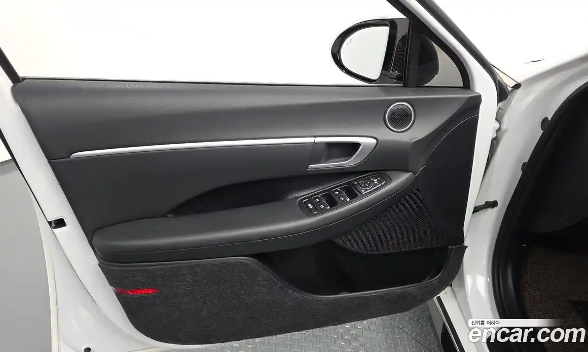 Hyundai Sonata 2021 2.0 автомат (гидро), фото 14