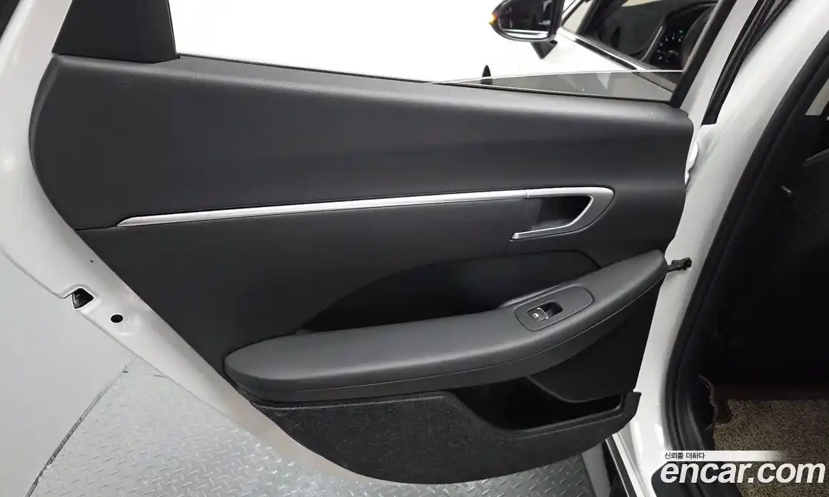 Hyundai Sonata 2021 2.0 автомат (гидро), фото 15