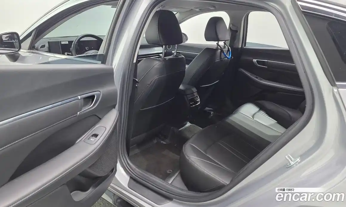 Hyundai Sonata 2024 2.0 автомат (гидро), фото 18