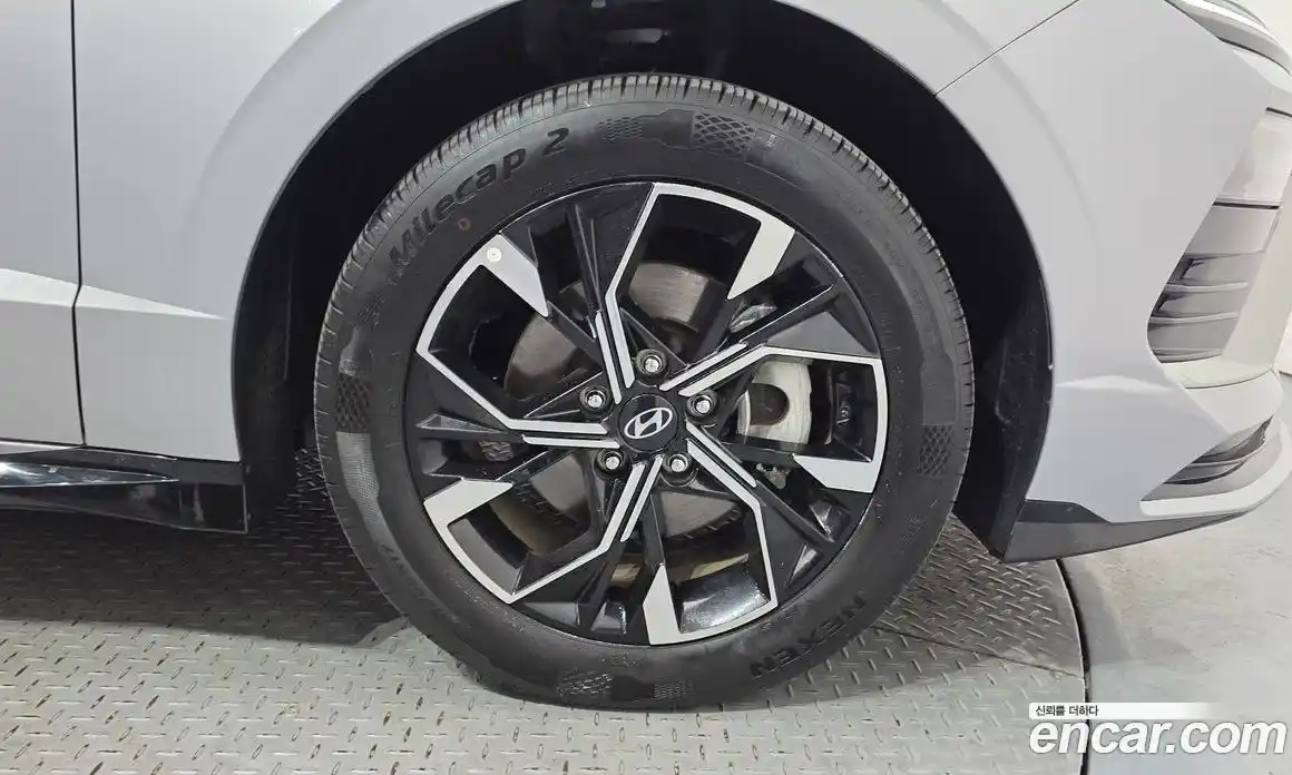 Hyundai Sonata 2024 2.0 автомат (гидро), фото 7