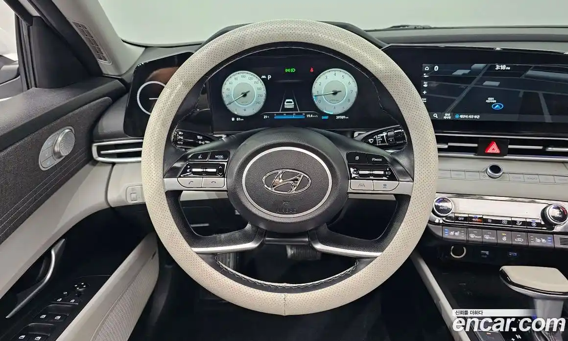 Hyundai Avante 2021 1.6 автомат (гидро), фото 19