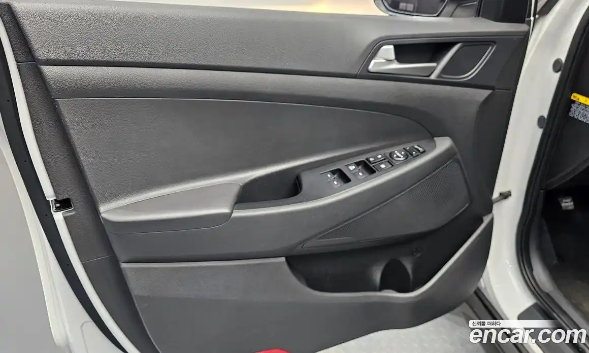 Hyundai Tucson 2019 2.0 автомат (гидро), фото 13