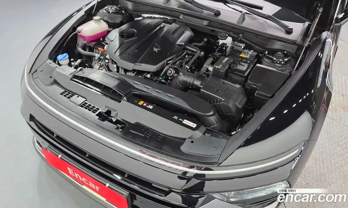 Hyundai Sonata 2023 2.0 автомат (гидро), фото 6
