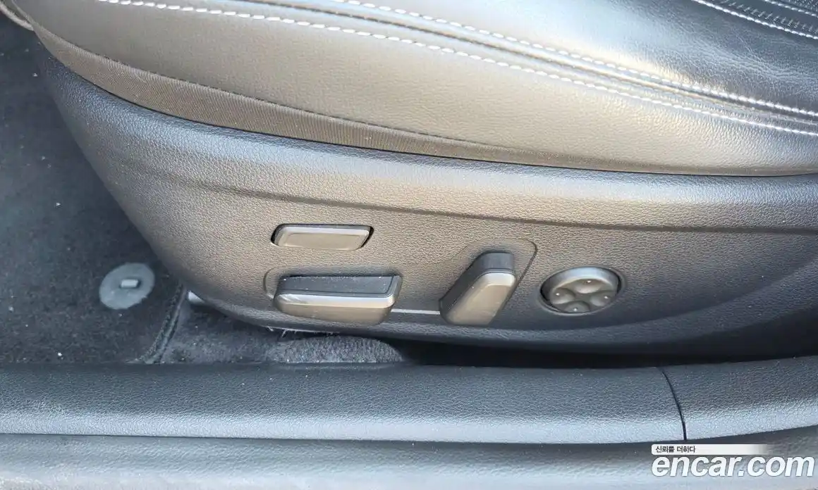 Hyundai Grandeur 2019 2.4 автомат (гидро), фото 32