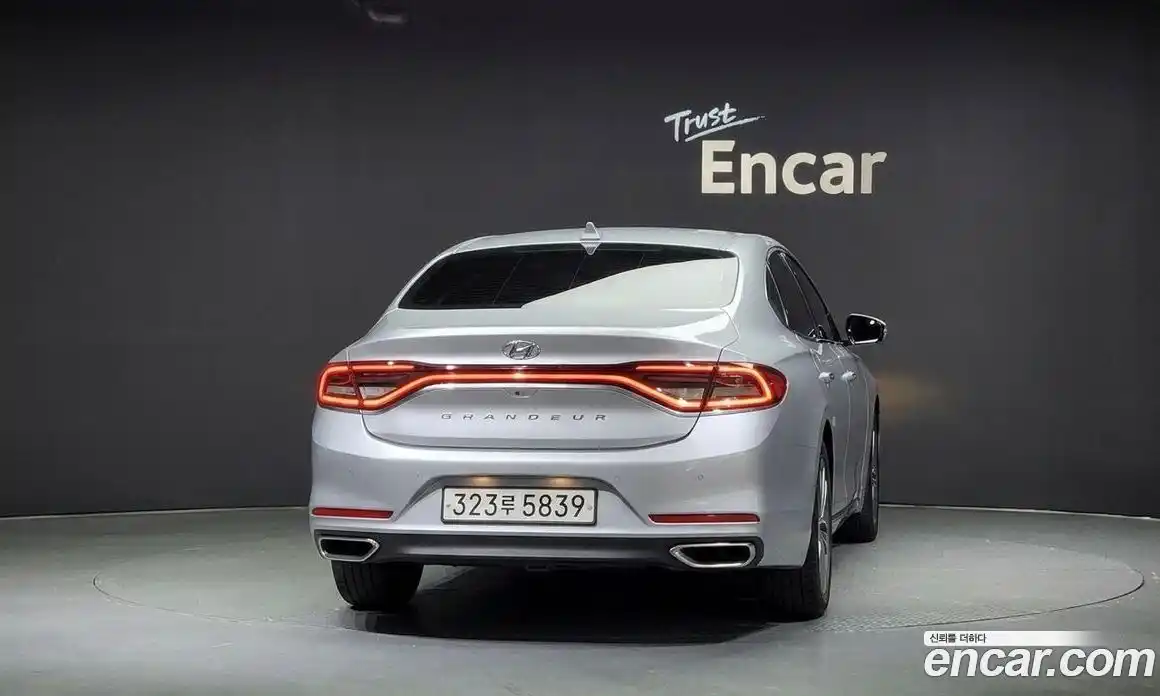 Hyundai Grandeur 2019 2.4 автомат (гидро), фото 4