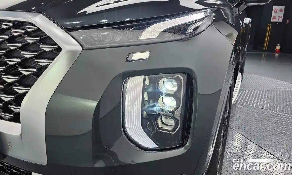 Hyundai Palisade 2021 2.2 автомат (гидро), фото 8