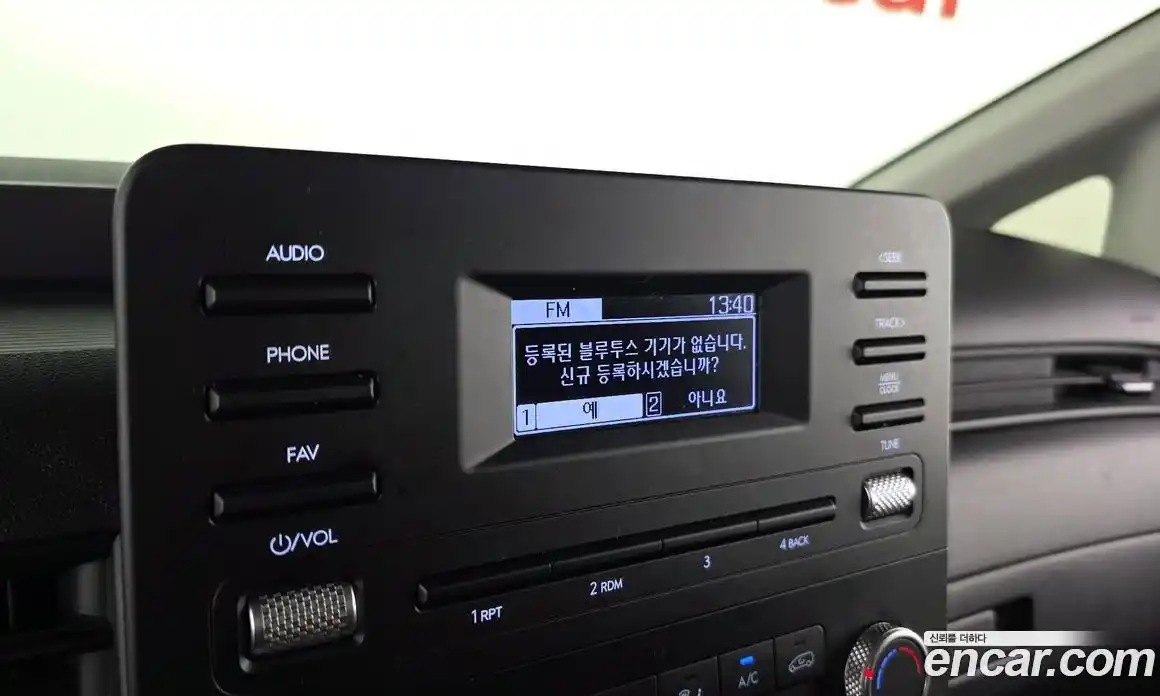Hyundai Staria 2021 2.2 автомат (гидро), фото 21