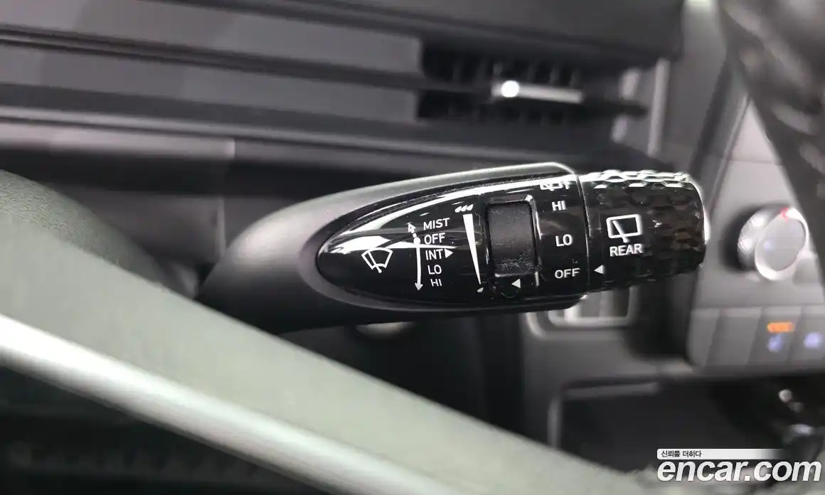 Hyundai Staria 2021 2.2 автомат (гидро), фото 27