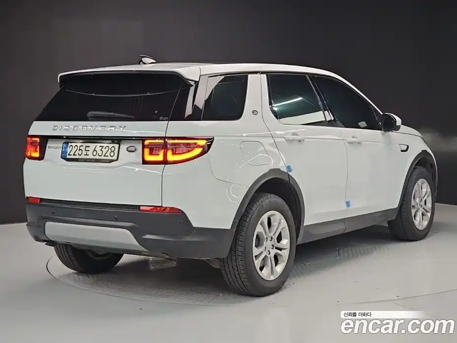 Land Rover Discovery Sport 2021 2.0 автомат (гидро), фото 3
