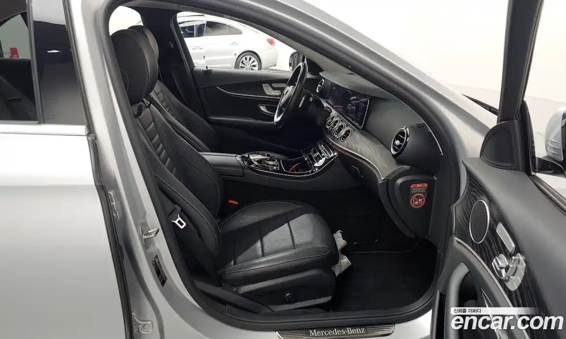 Mercedes-Benz E-Class 2016 2.0 автомат (гидро), фото 11