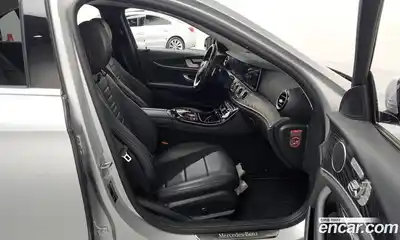 Mercedes-Benz E-Class 2016 2.0 автомат (гидро), миниатюра 11