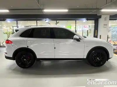 Porsche Cayenne 2015 3.0 автомат (гидро), миниатюра 3