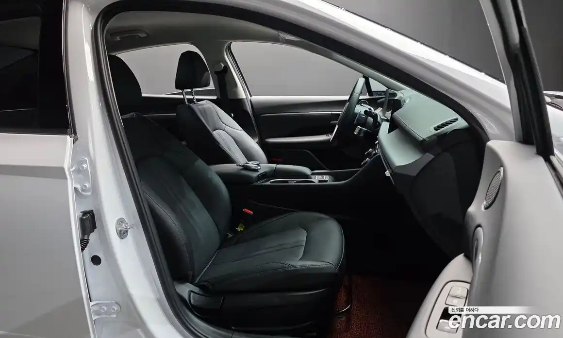 Hyundai Sonata 2026 1.6 автомат (гидро), фото 16
