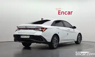 Hyundai Avante 2023 1.6 автомат (гидро), миниатюра 2