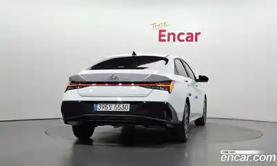 Hyundai Avante 2023 1.6 автомат (гидро), миниатюра 4