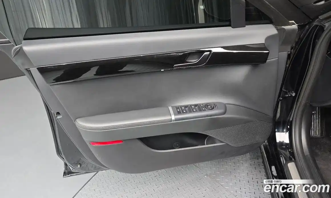 Hyundai Grandeur 2024 2.5 автомат (гидро), фото 14