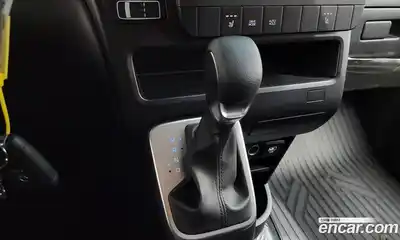 Hyundai Staria 2025 2.2 автомат (гидро), миниатюра 12