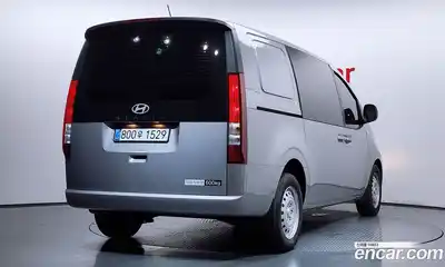 Hyundai Staria 2025 2.2 автомат (гидро), миниатюра 2