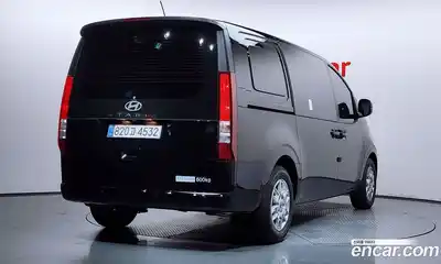 Hyundai Staria 2025 1.6 автомат (гидро), миниатюра 2