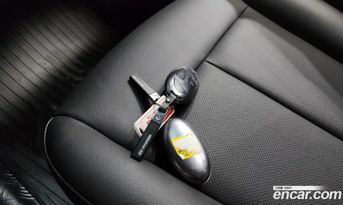 Hyundai Staria 2025 1.6 автомат (гидро), фото 21